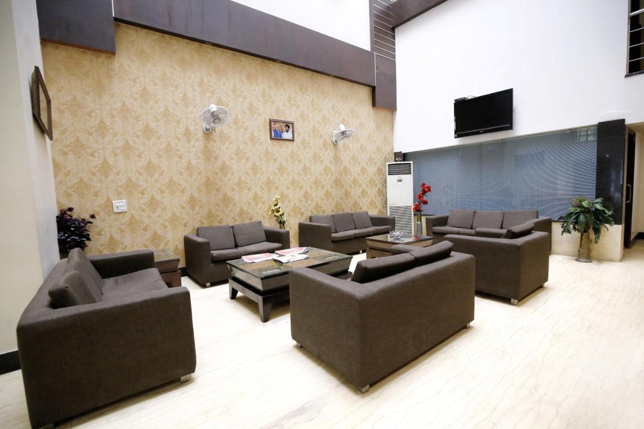 Hotel Paradise Inn-A Boutique Hotel Delhi Nueva Delhi Exterior foto